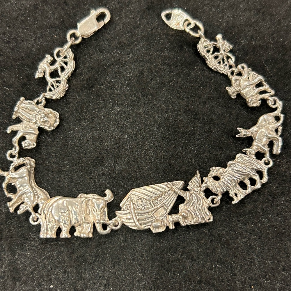 Silver-Tone Animal Charm Bracelet - Women’s Jungle Charm Bracelet